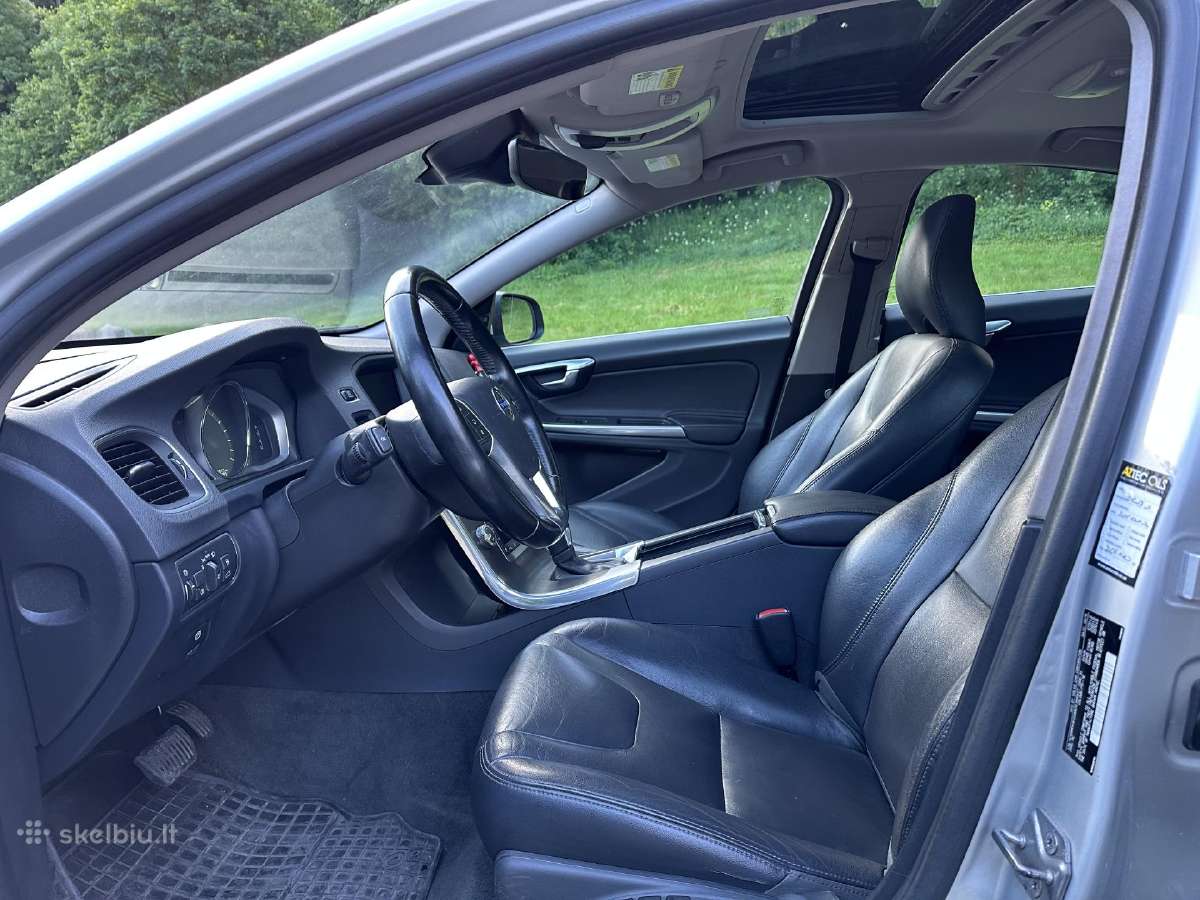 Volvo S60 Premier 2.0 T5 2015 Metų - nuotraukos Nr. 10