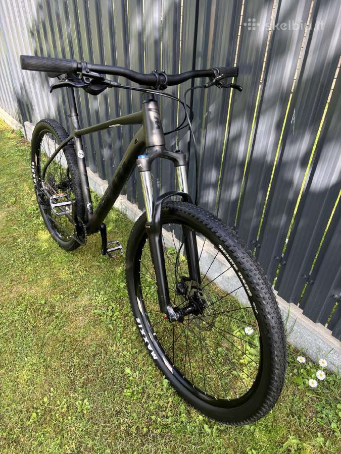 White XC Pro