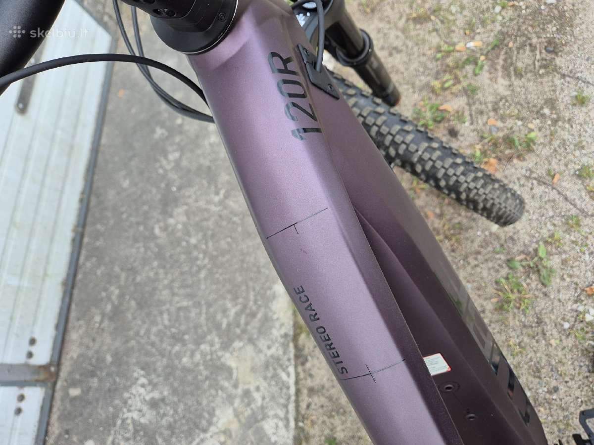 Cube Stereo Race 625 L dydžio hibridas 2022m. - nuotraukos Nr. 14