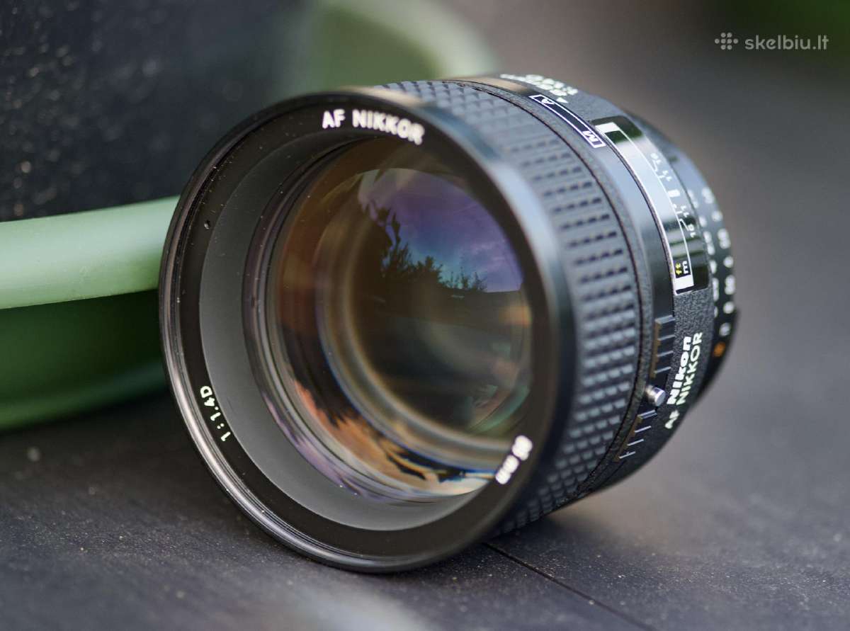 Nikon Nikkor 85mm f/1.4 D