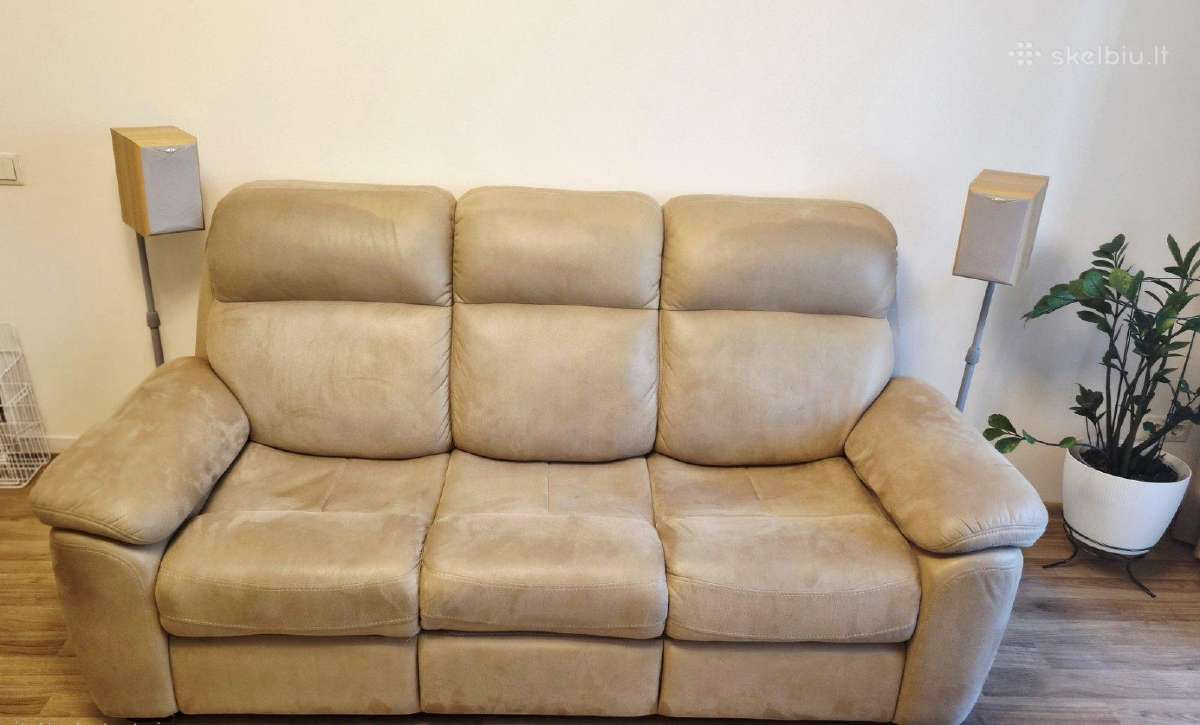Parduodama naudota sofa ir foteliai