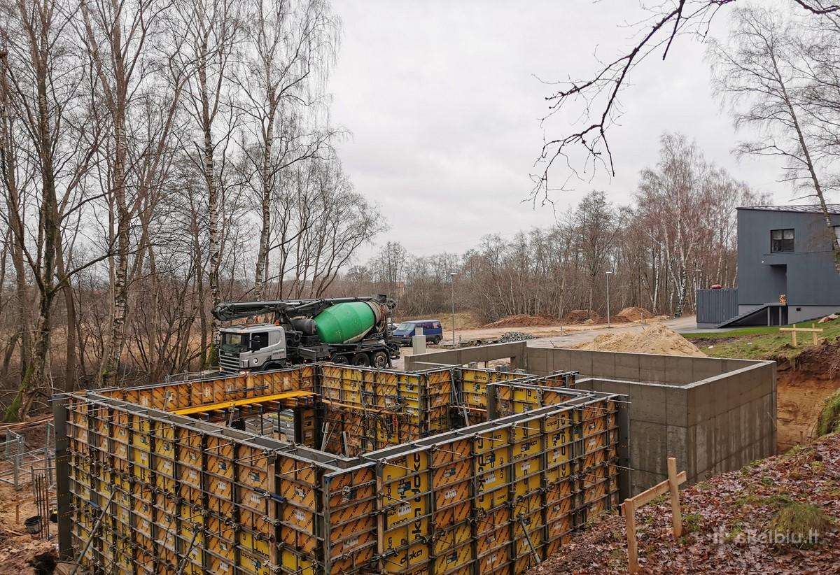 Pamatų įrengimas statybiniai darbai