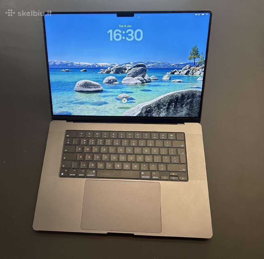 MacBook Pro 16" M3 Pro 18 GB RAM 512 SSD