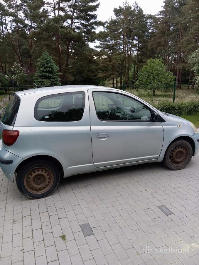Parduodamas automobilis Tojota Yaris