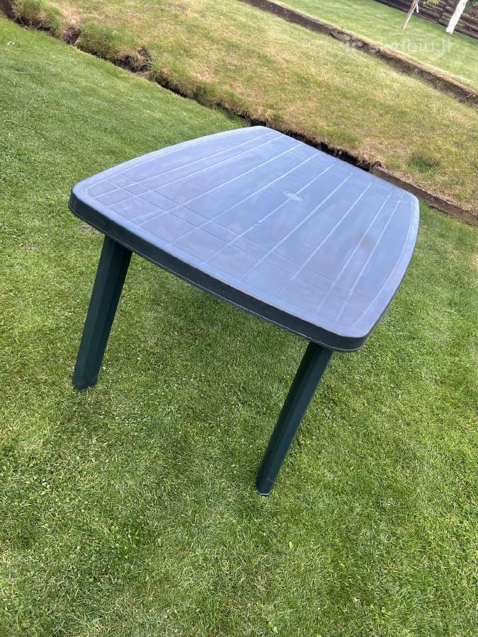 Lauko stalas plastikinis