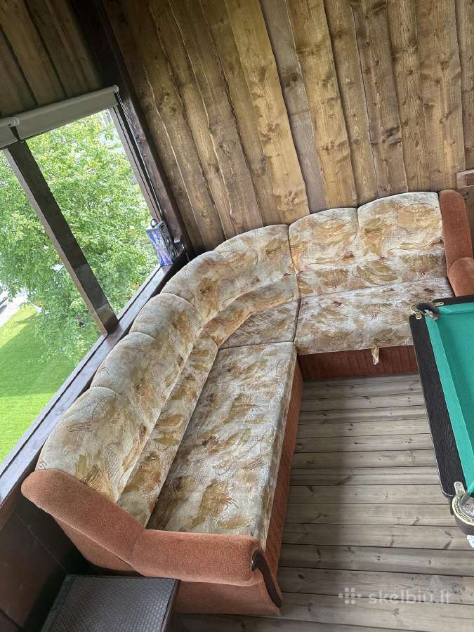 Minkstas kampas su miegamaja dalimi