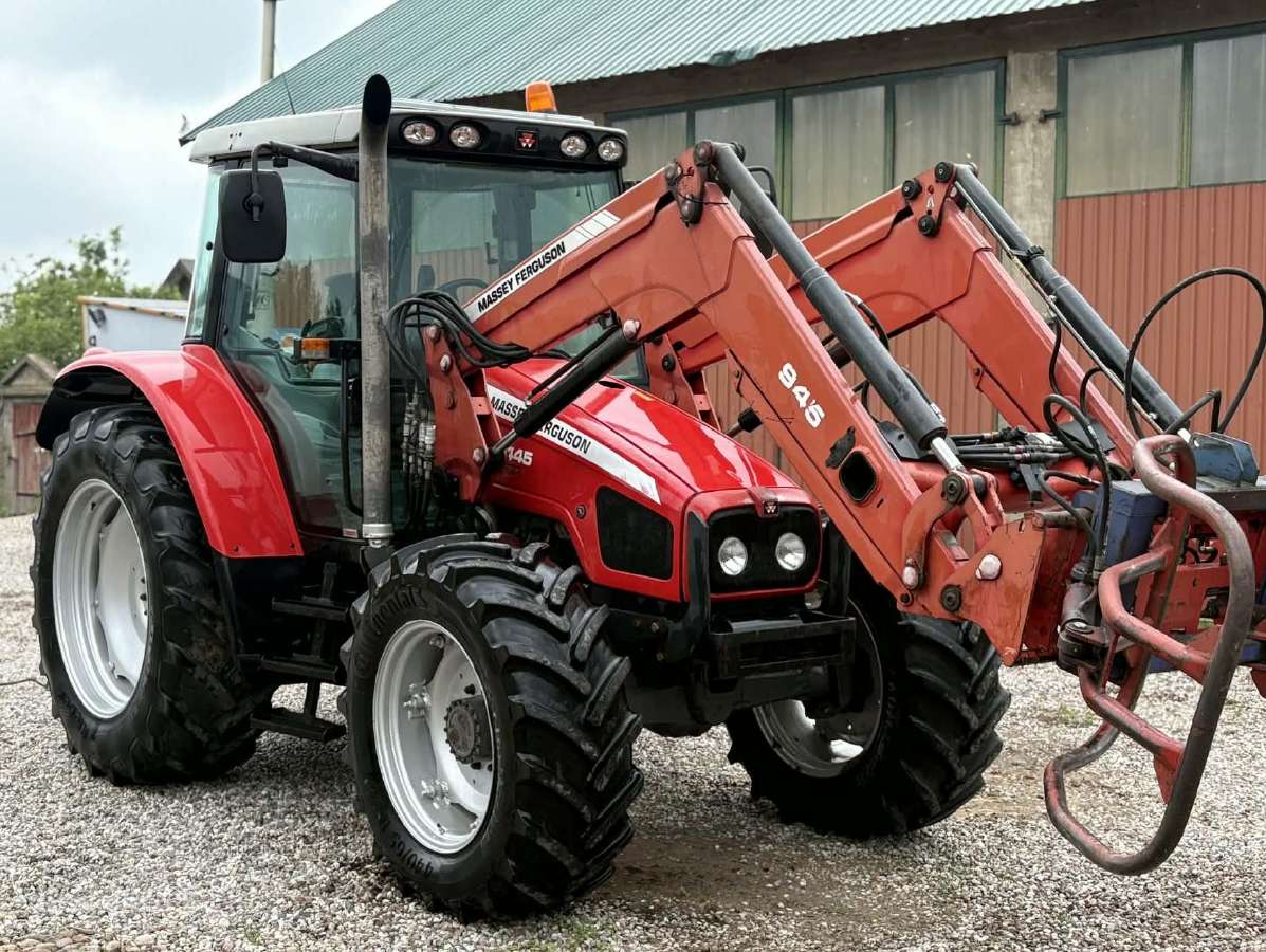 Massey Ferguson 6445 Dyna-6