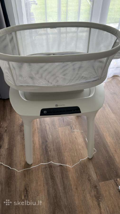 4moms lovytė