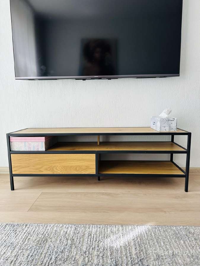 TV staliukas