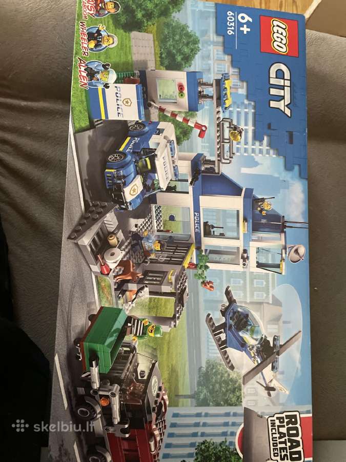 Lego city parduodamas ir. Keičiamas