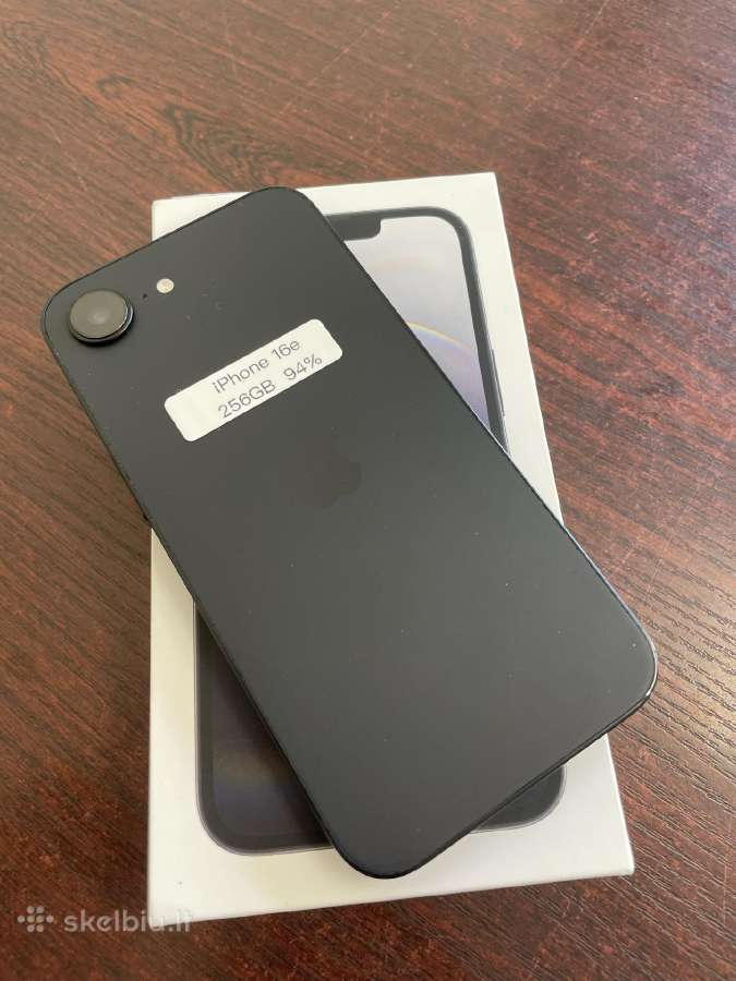 iPhone 16e