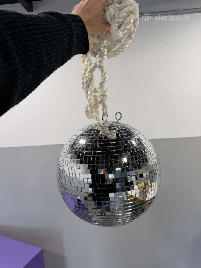 Disko rutulys (disco ball)