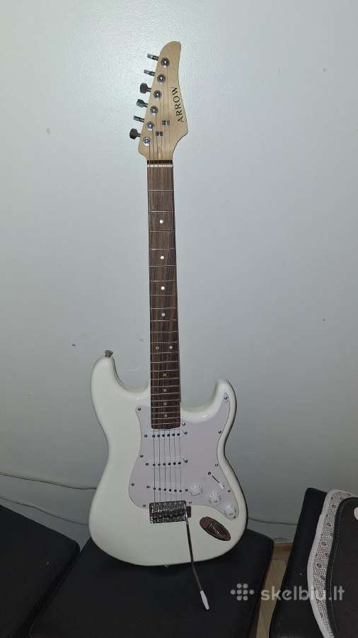 Elektrinė gitara arrow St 111 snow white