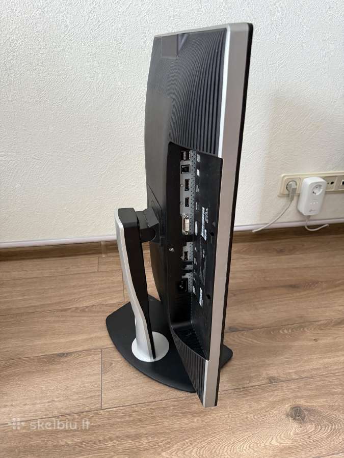 Dell Ultrasharp U2713hb 27" monitorius - nuotraukos Nr. 8