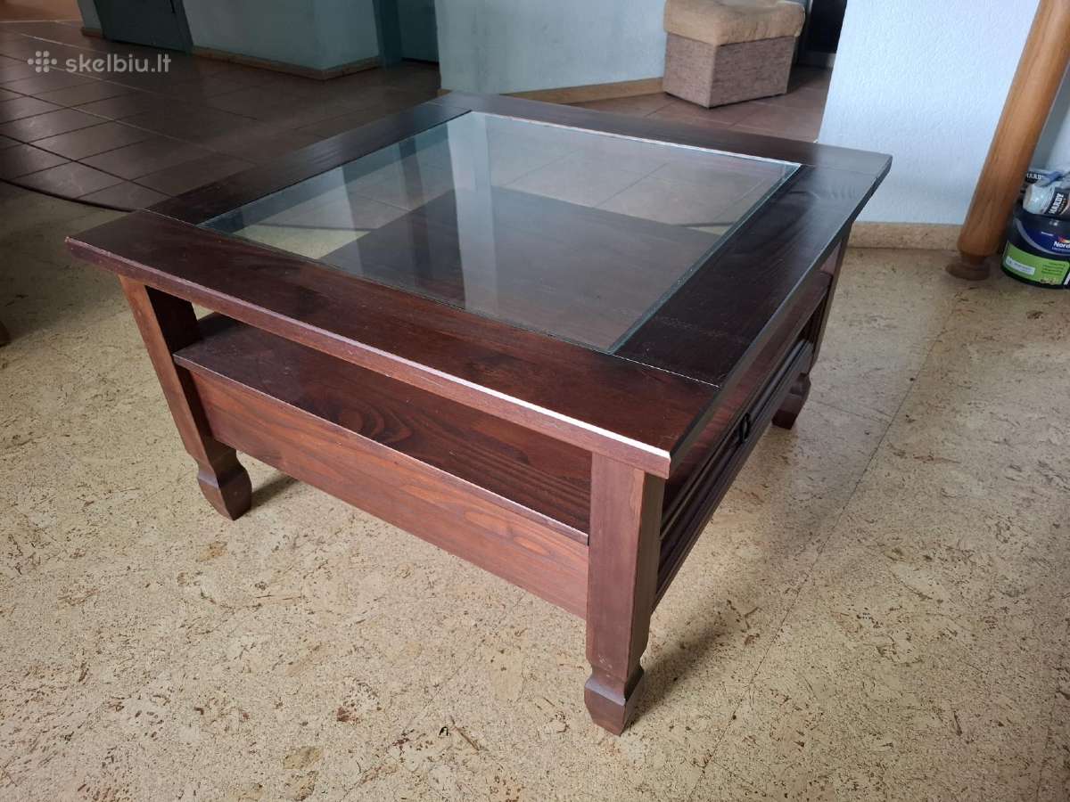 Parduodamas kavos staliukas