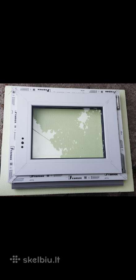 Plastikinis langas 60x50