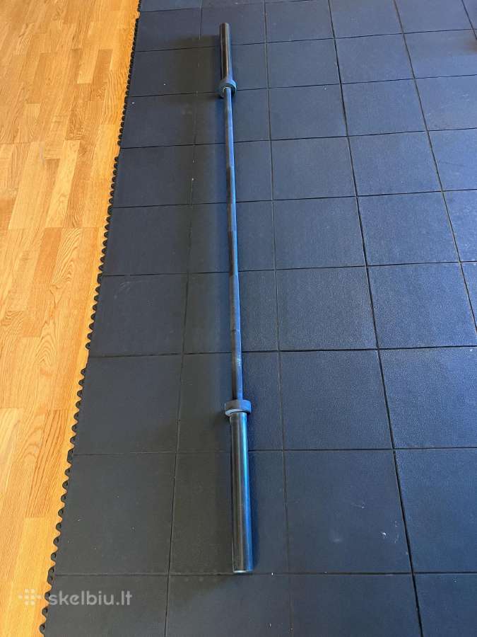 Tiesus juodas 220 cm grifas