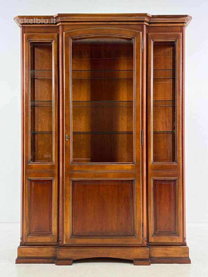 Klasikinio stiliaus raudonmedžio bufetas - nuotraukos Nr. 3