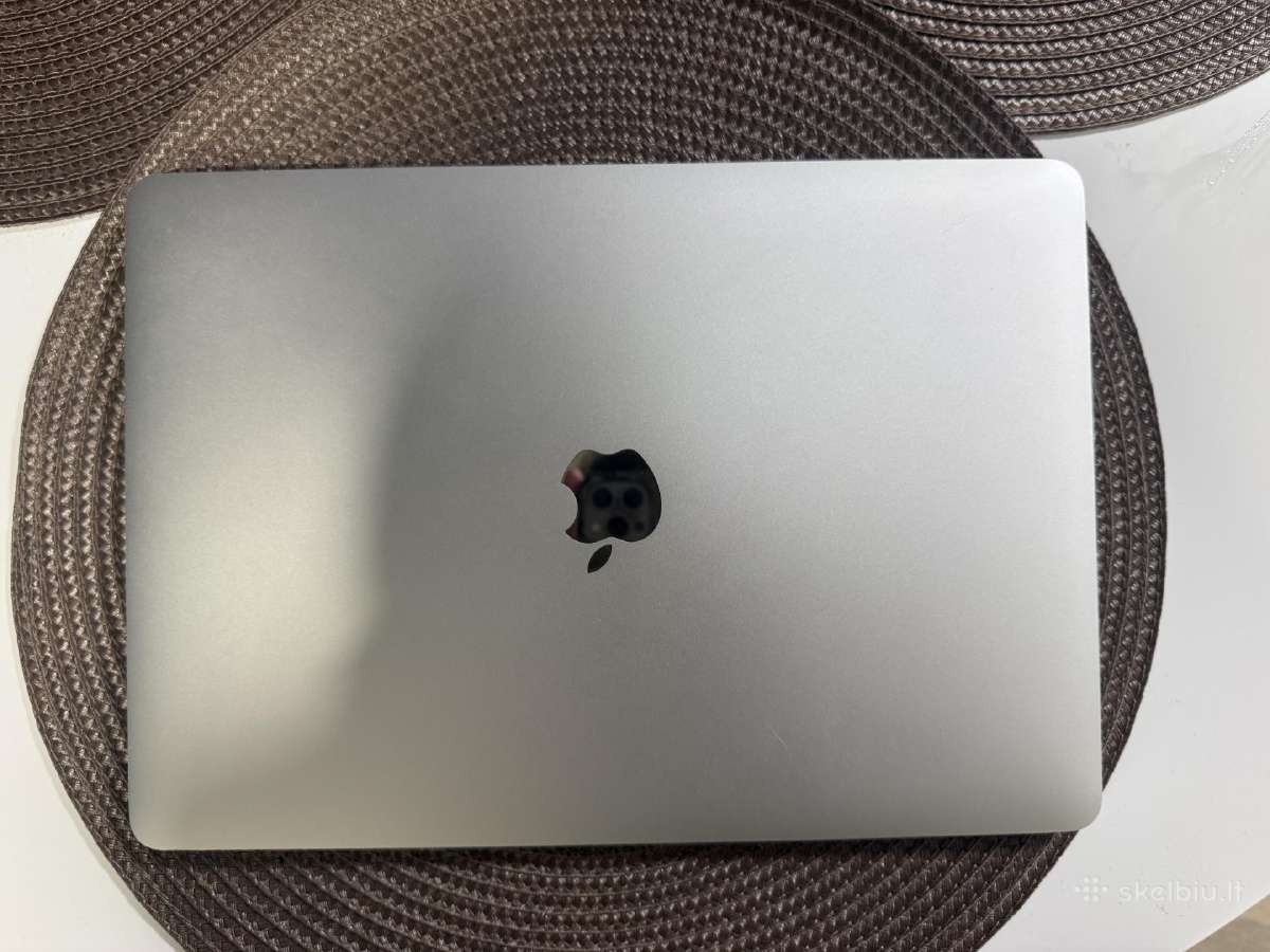 MacBook air M1