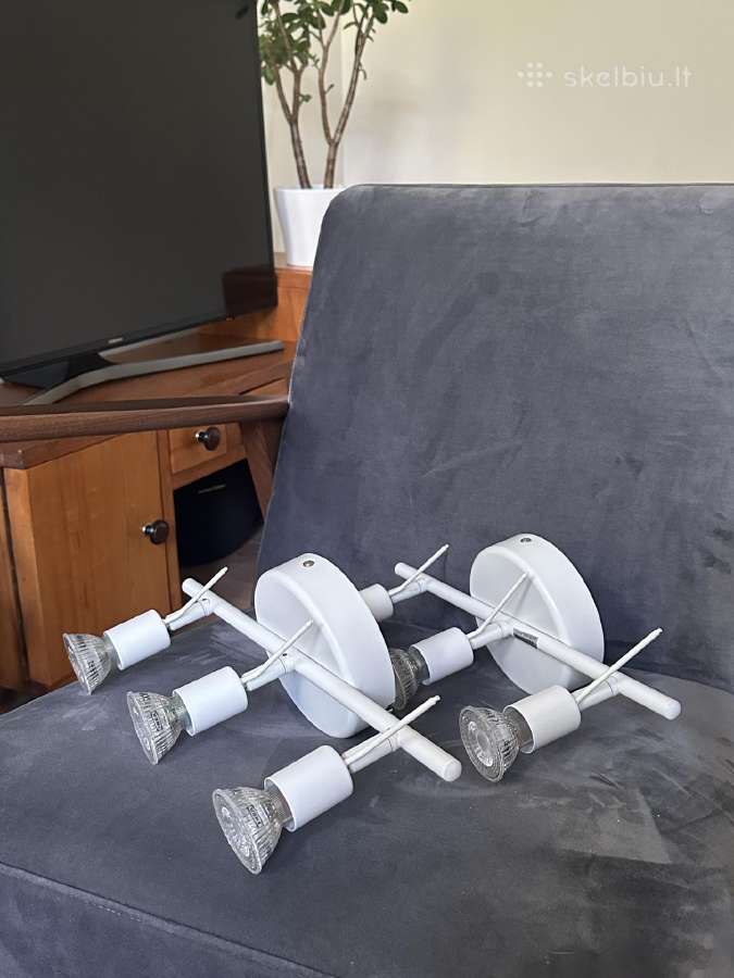 Ikea tross šviestuvas baltas