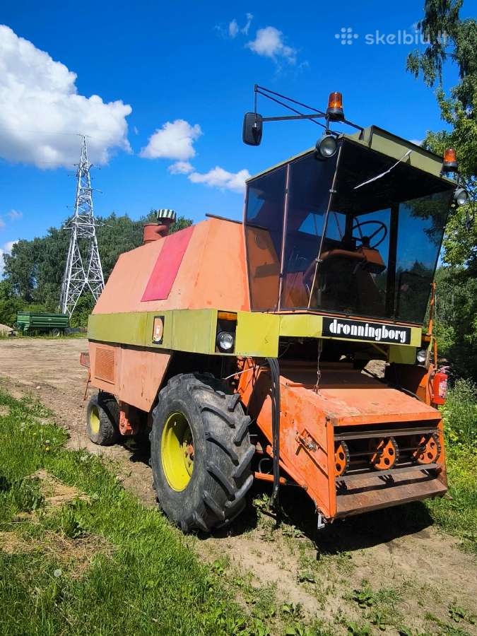 Kombainas Dronningborg 7000