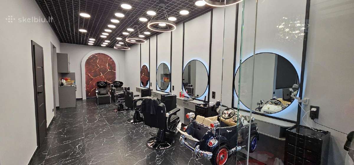 Darbo vieta kirpėjai Prekyboa centre