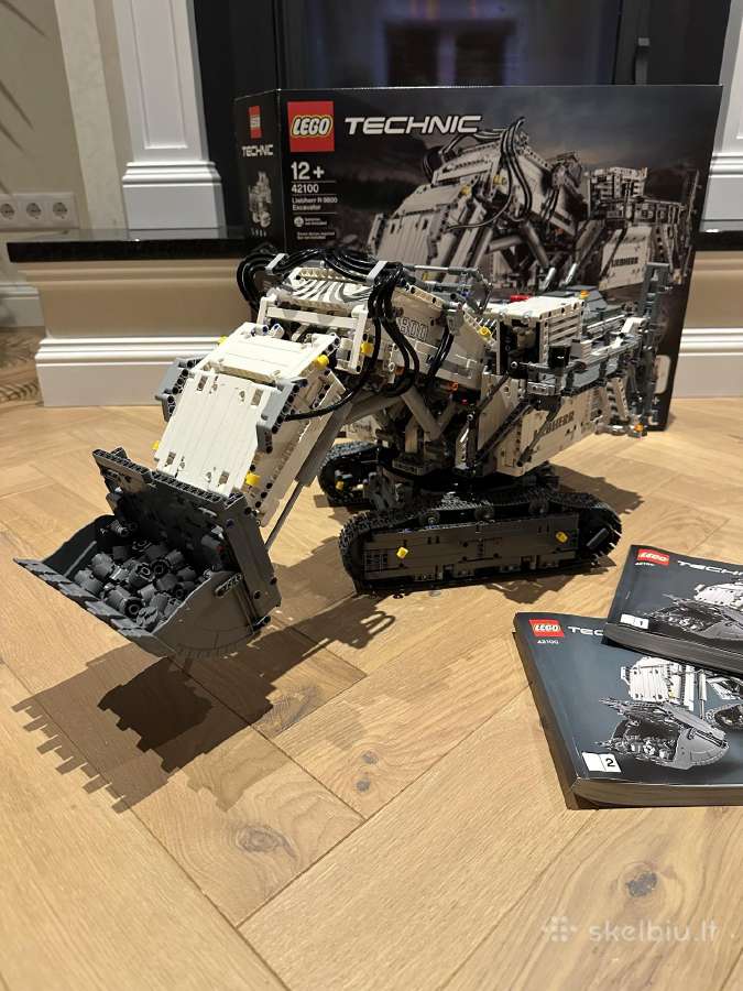 Lego Technic 42100