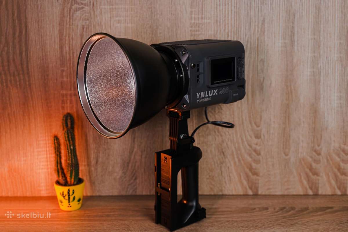LED video lempa Yongnuo Ynlux200 200w Bi-color - nuotraukos Nr. 3