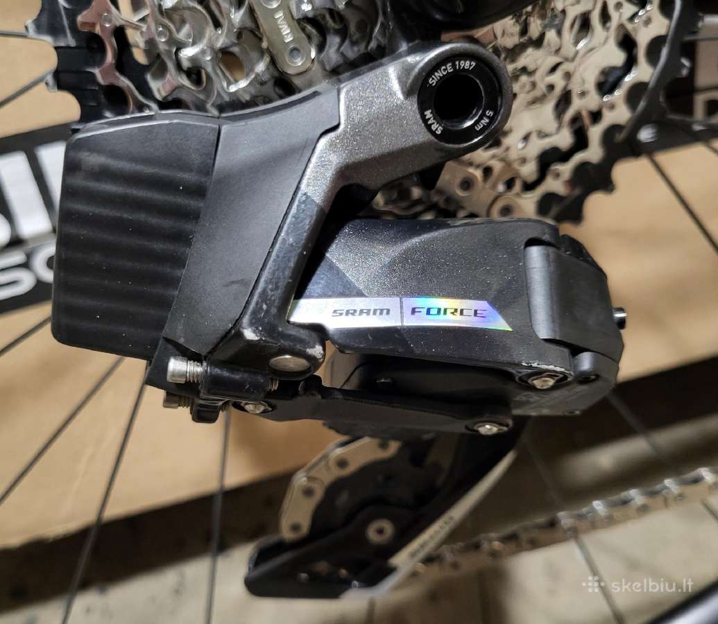 Sram Force AXS galinis pavarų perjungėjas