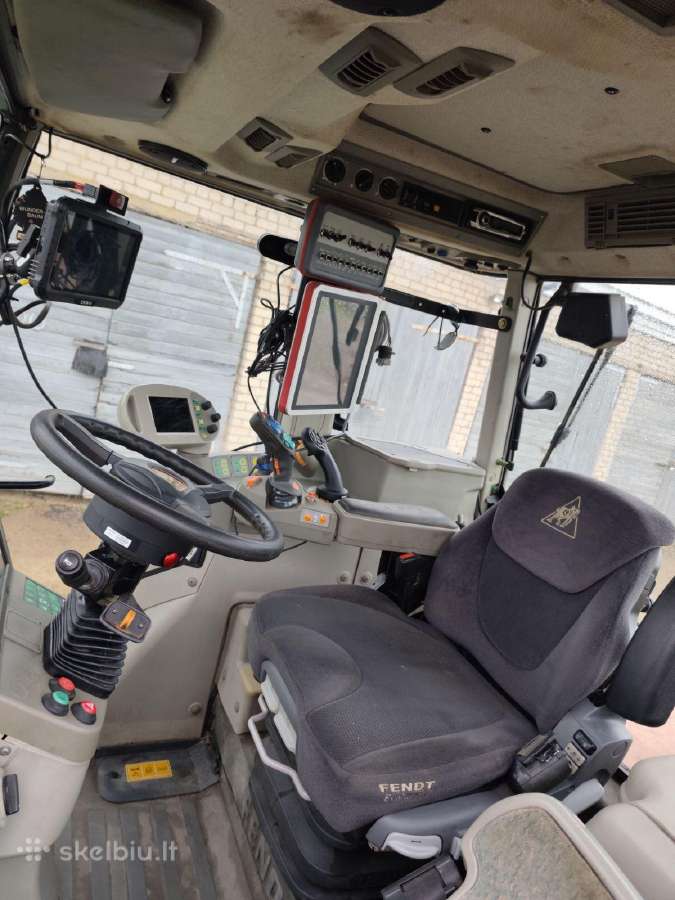 Parduodu traktorių Fendt 820 Vario Tms - nuotraukos Nr. 4