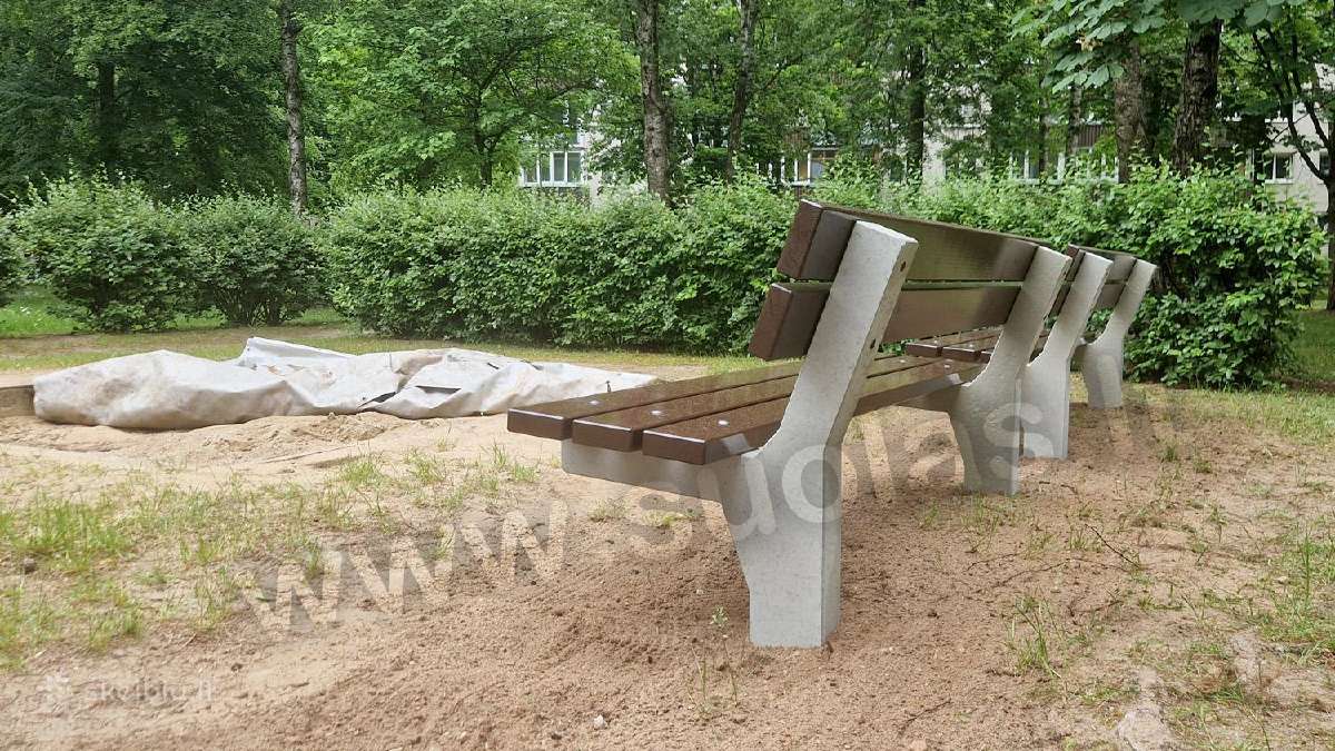 Patvarūs suoliukai jūsų daugiabučių kiemams - nuotraukos Nr. 2