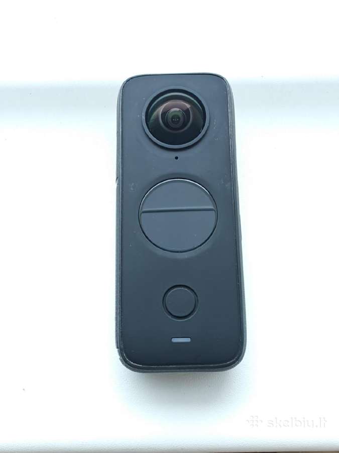 Insta360 x2