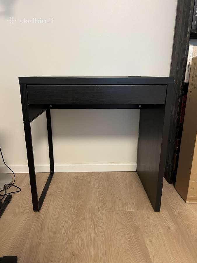 Ikea Micke rašomasis stalas