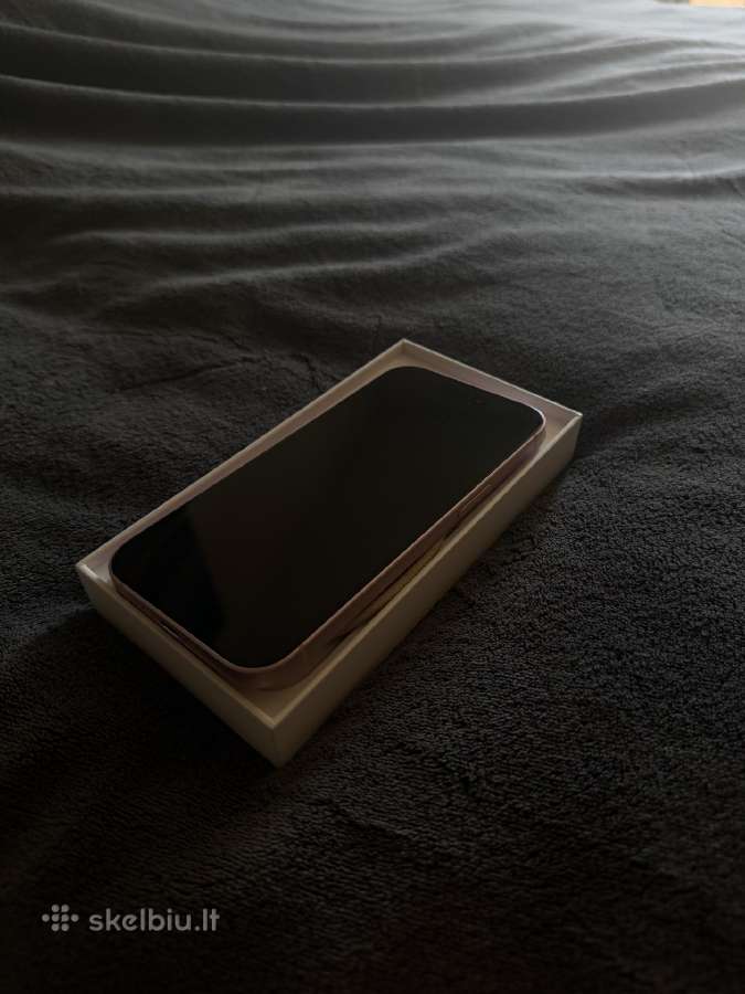 iPhone 15