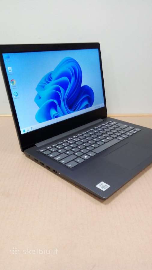 Lenovo V14-iil i5 1035g1 8gb 256gb SSD, garantija