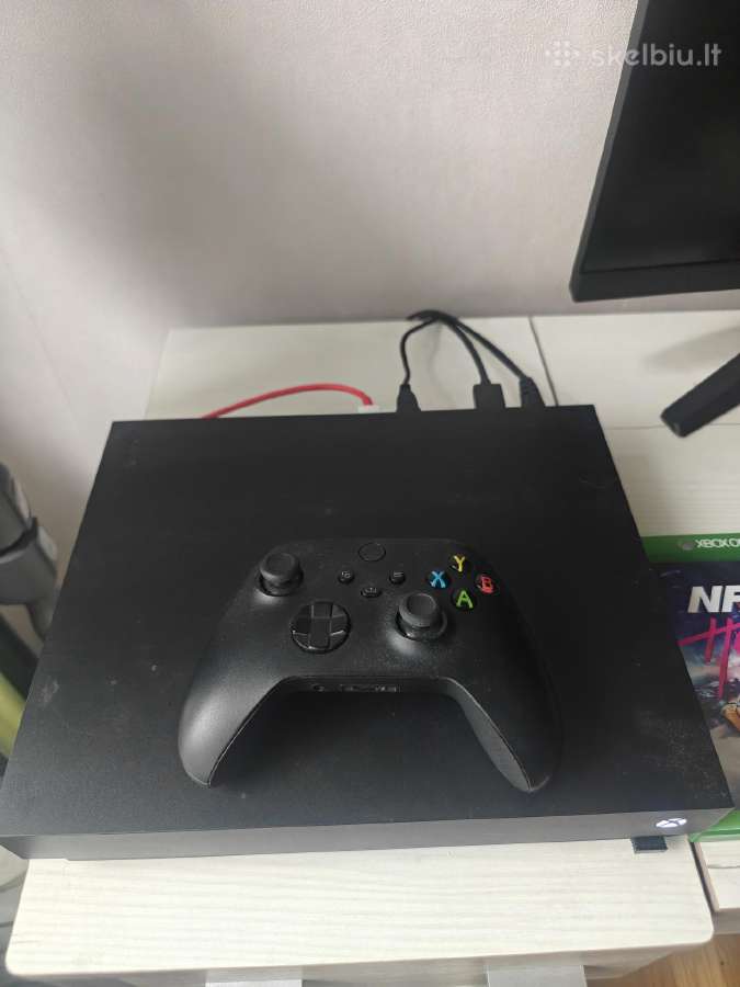 Xbox one x 1tb