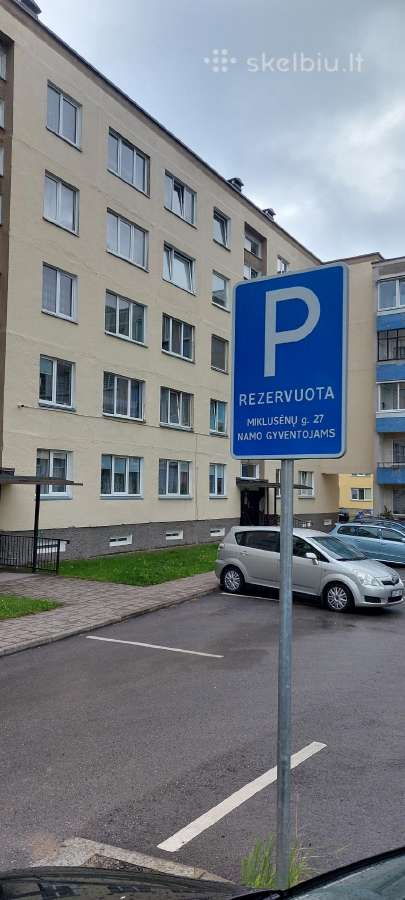 Butas su rezervuota aikštele