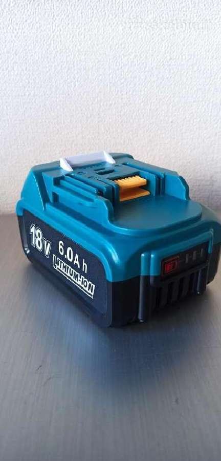 18v 6ah ir 8ah Makita akumuliatoriai