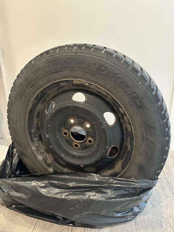R16 plieniniai ratlankiai su Hankook 205/65
