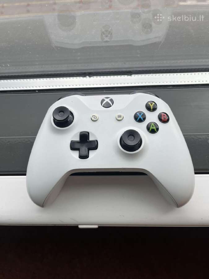 Xbox One Belaidis pultelis