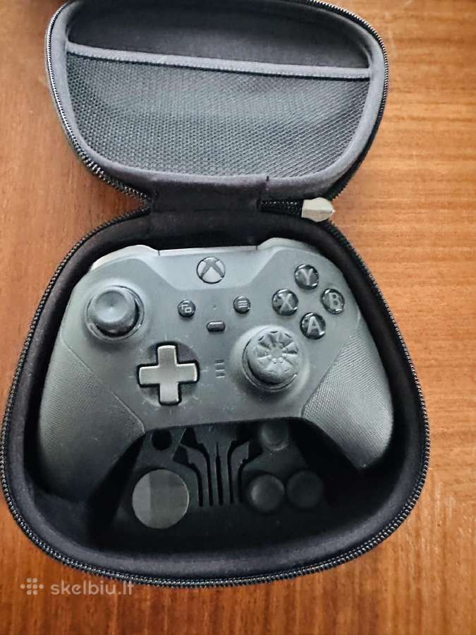 Xbox elite controleris, ps5 white duelsense