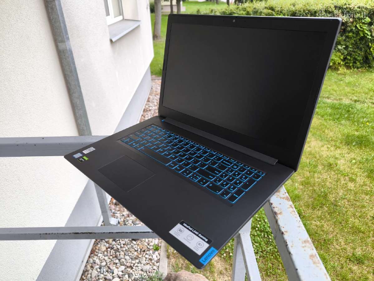 Gaming i5 9th/17,3"ips/16gb/gtx/SSD nvme/w11