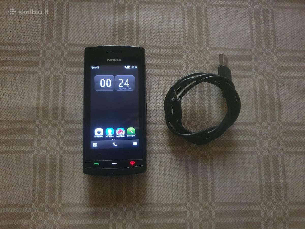 Nokia 500