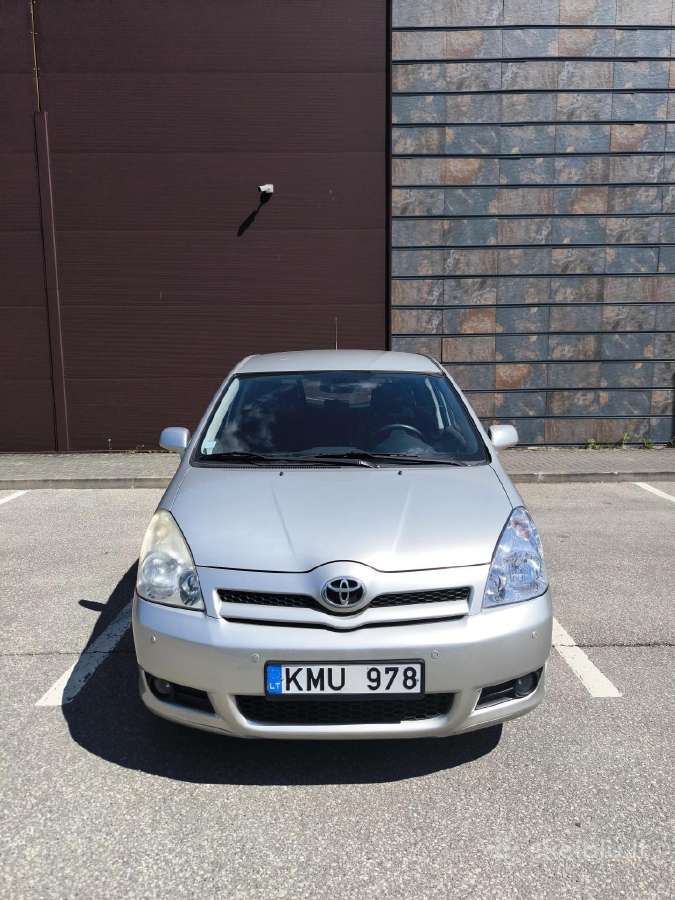 Parduodu Toyota Corolla Verso