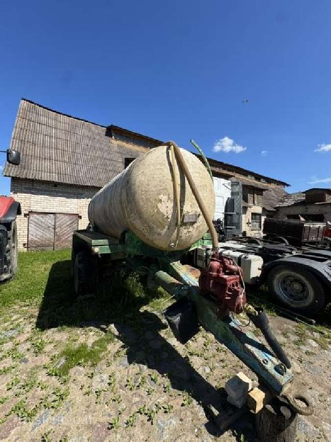 Vandens backa 8 kubu