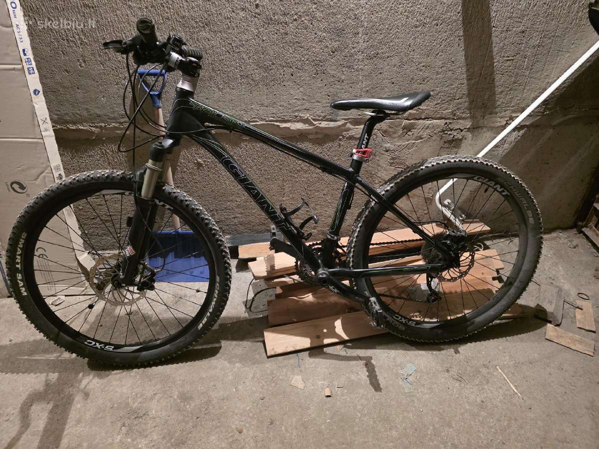 Giant . MTB 26 .
