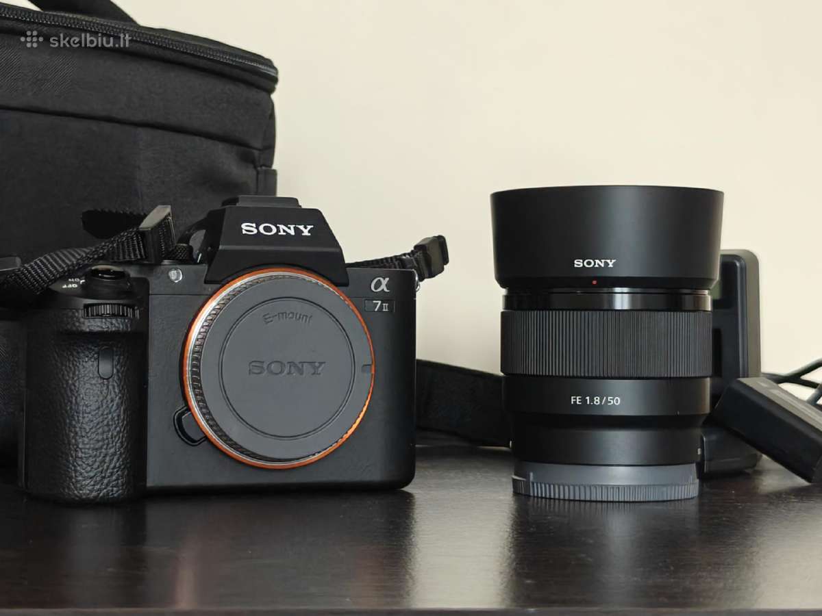 Sony A7 II + 50mm f/1.8