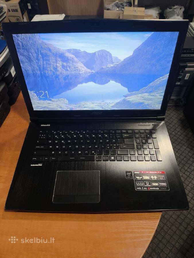 17.3 HD+ i7-6700hq 16gb 128gb+1tb Gtx 950m 2gb