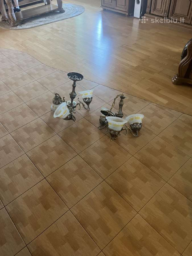 Pakabinami šviestuvais