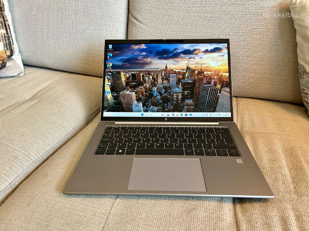 Hp Zbook Firefly 14 G10,i7-1355u,nvidia, garantija
